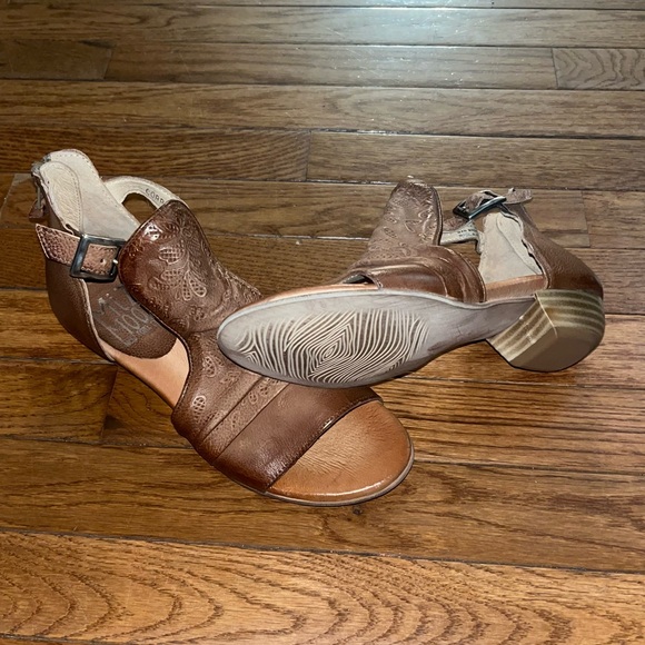 Miz Mooz Corra Open Toe Sandals Brandy Brown Leather Women’s Size 6.5 or EU 37 - Picture 5 of 12